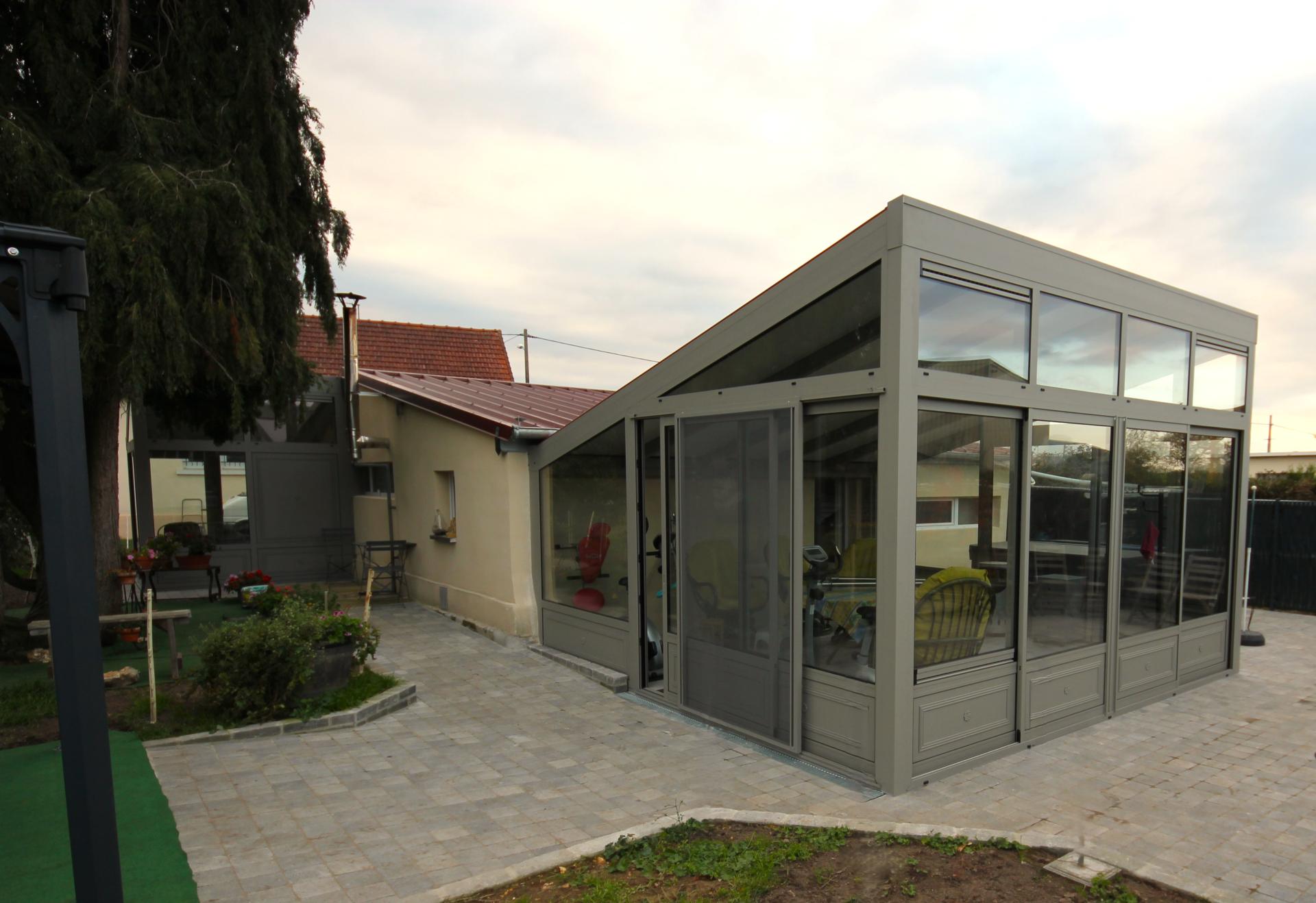 Véranda atypique toiture inversée